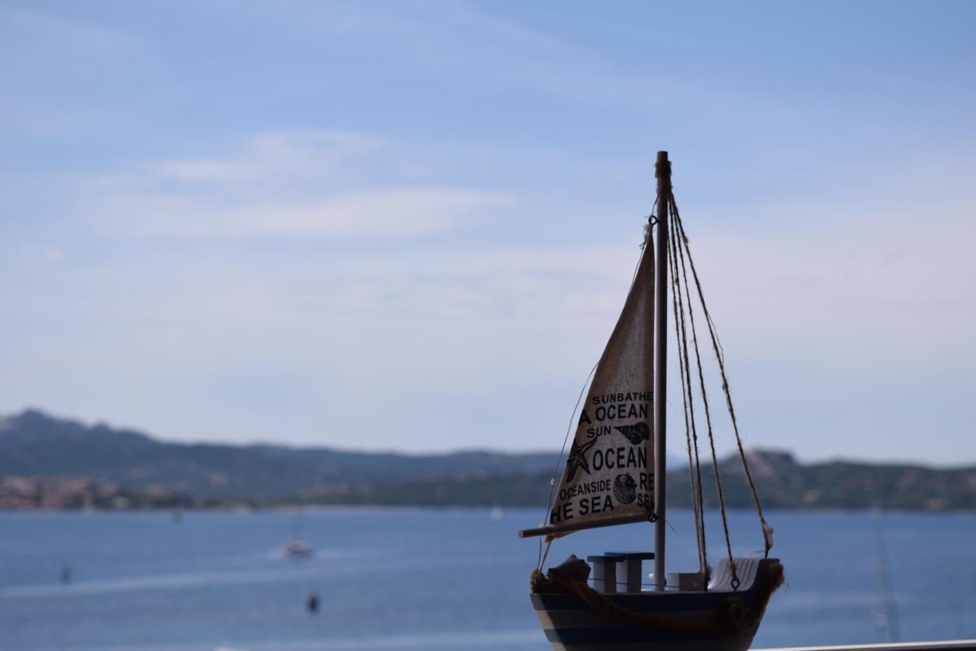 Appartamento Vista Mare A La Maddalena La Maddalena  Exteriér fotografie